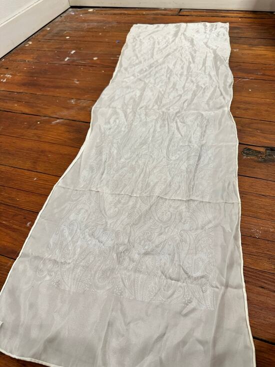 Vintage Accessories - White Vintage Elegant Paisley Detail Textured Satin Hand Rolled Bridal Scarf